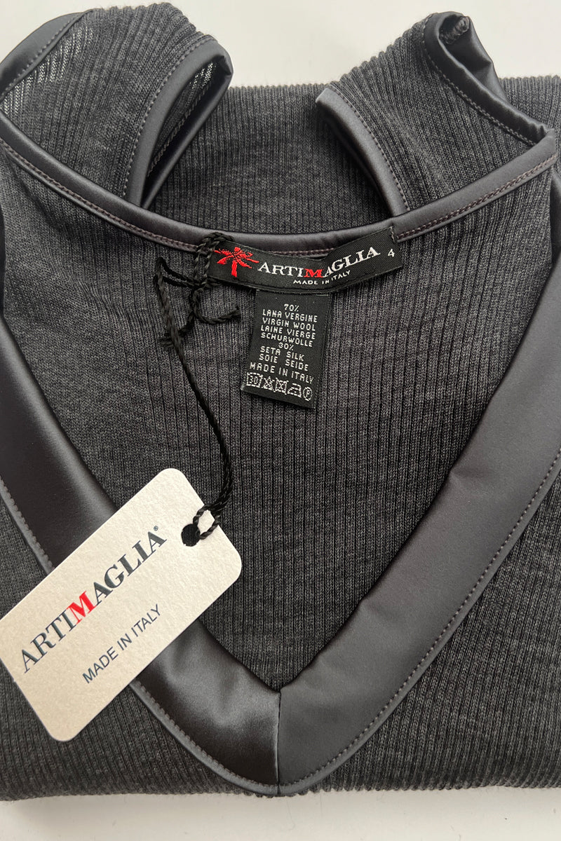 Canotta da donna 582 in lana merino e seta - Spalla larga e scollo a V