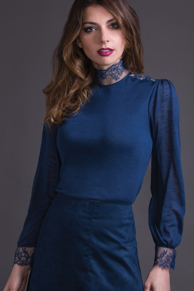Maglia lupetto da donna 690 in lana merino e seta - Manica lunga e dettagli in dentelle