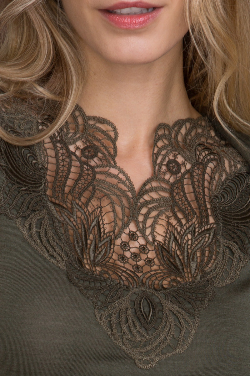 755 04 Bischoff retro style macramé wool silk sweater with long sleeves