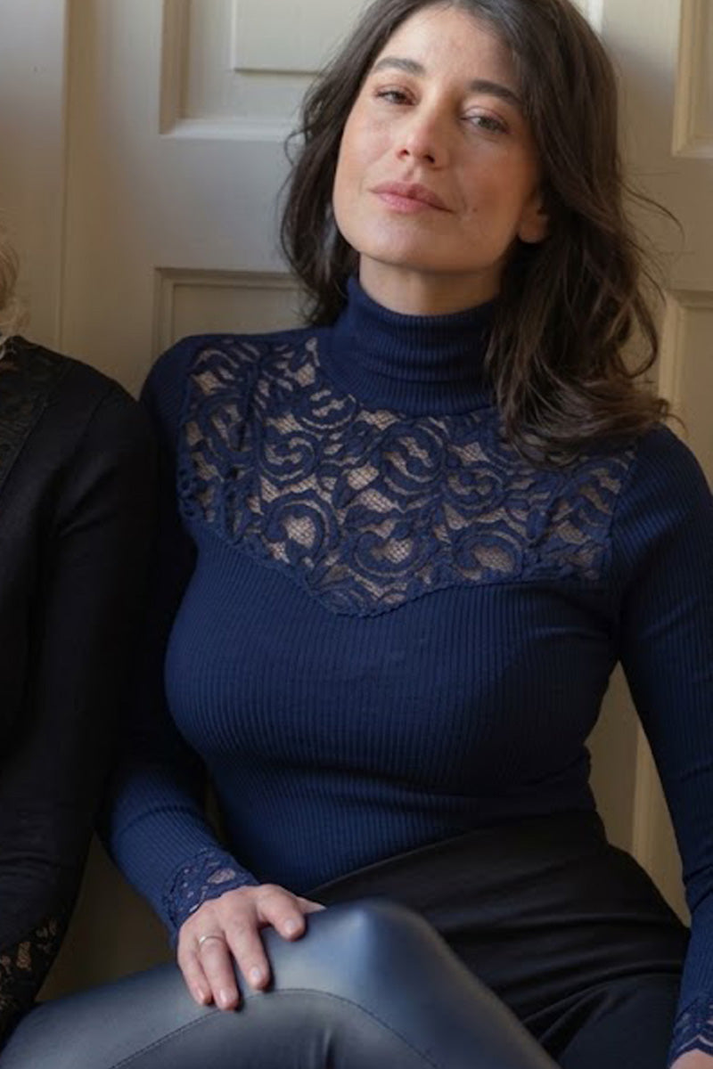 Women's sweater 774 in merino wool and silk - Long sleeve and lace detail