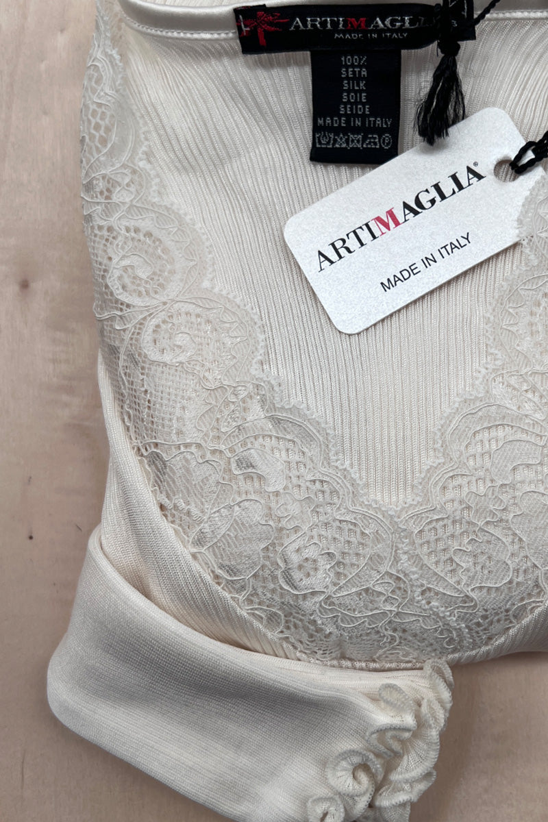 Maglia intima da donna 908 in seta - Manica lunga e scollo a V con balza di pizzo