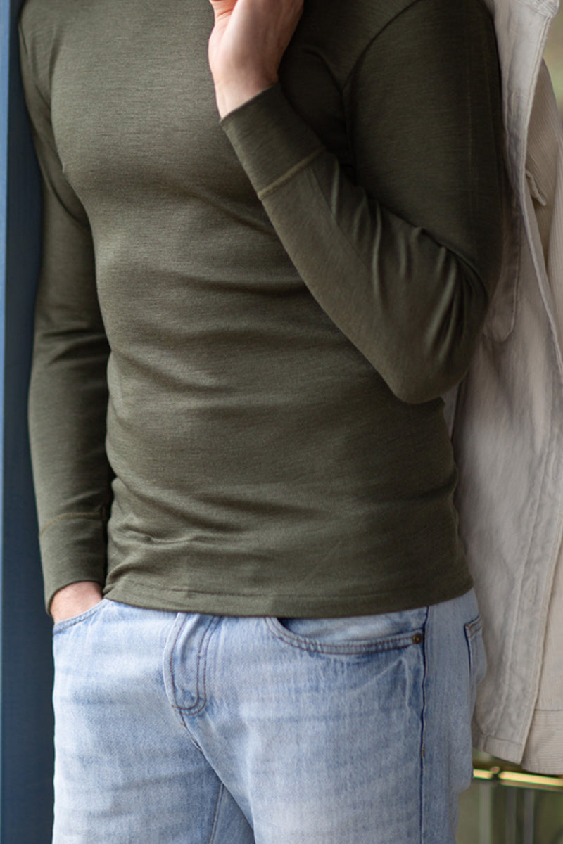 Maglia dolcevita da uomo Cervino in lana merino e seta - Lavabile in lavatrice a 30° e interamente realizzato in Italia