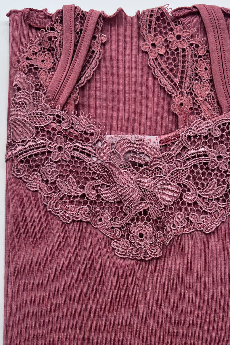 Canotta da donna Linda・Spallina in lana seta - Spallina e macramè ampio