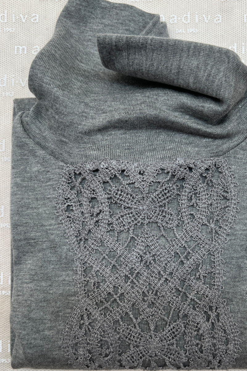 Maglia manica lunga dolcevita da donna Livia・Dolcevita in modal lana - Con balza effetto crochet (Copia)