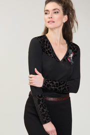 Maglia da donna Lucrezia in lana seta - Scollo a V, maniche lunghe e laize di leopardo floccato
