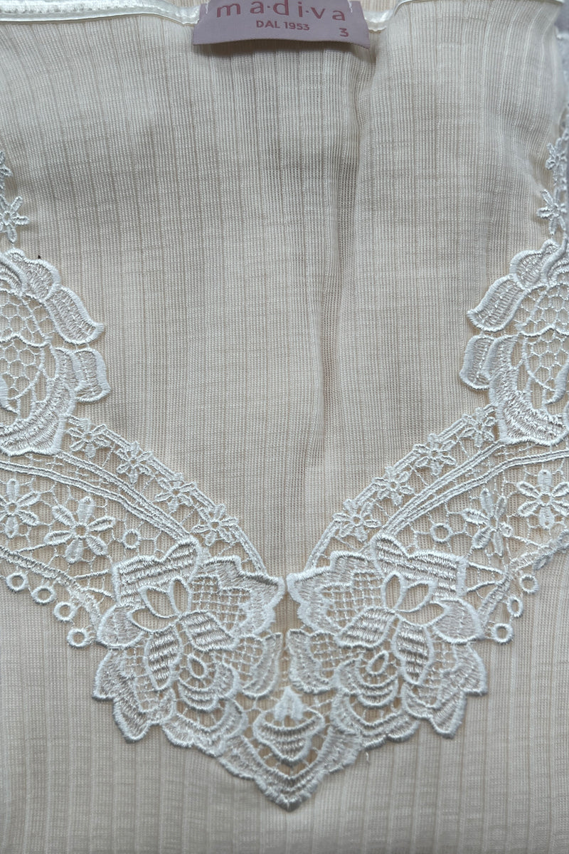 Maglia da donna Marti・Manica in lana seta - Manica lunga e macramè raffinato