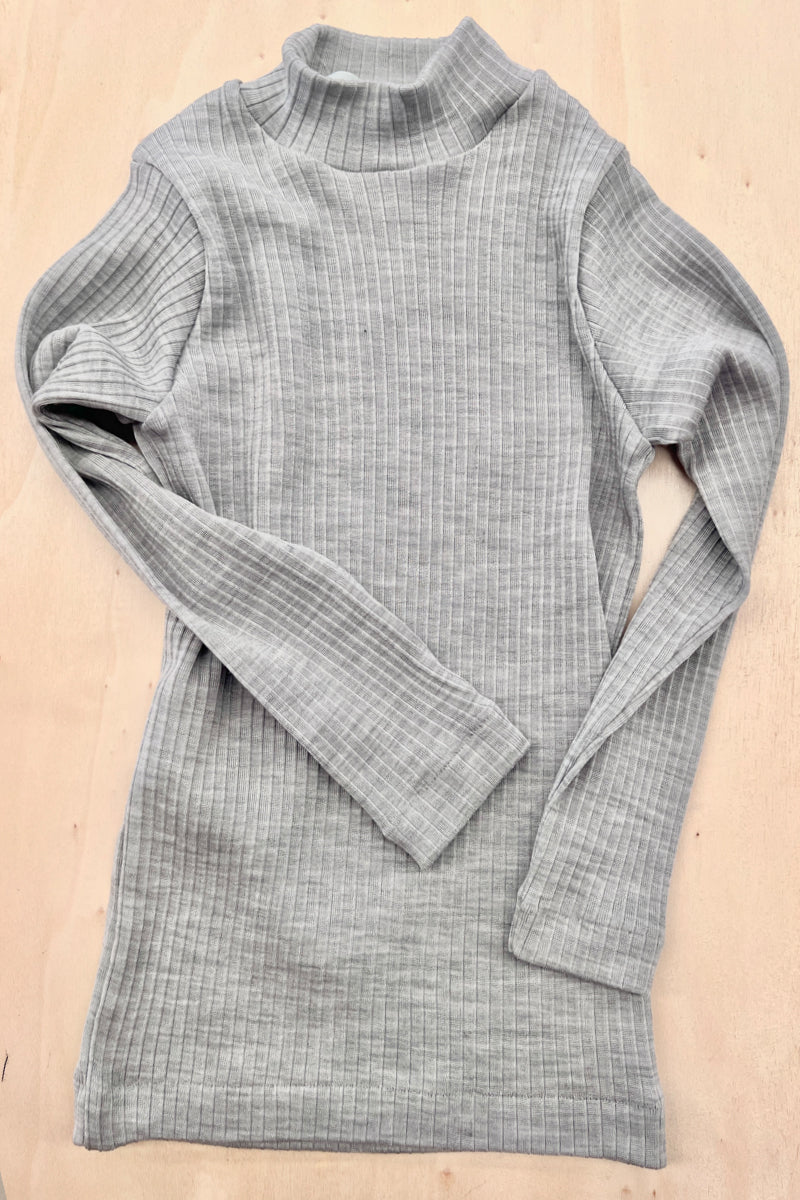 Maglia lupetto bambino Olly in lana seta - Delicata sulla pelle e perfetta da indossare sotto una felpa