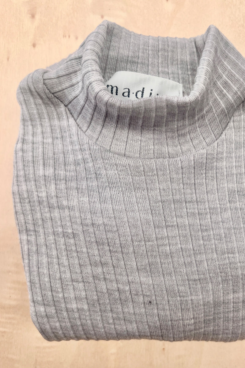 Maglia lupetto bambino Olly in lana seta - Delicata sulla pelle e perfetta da indossare sotto una felpa