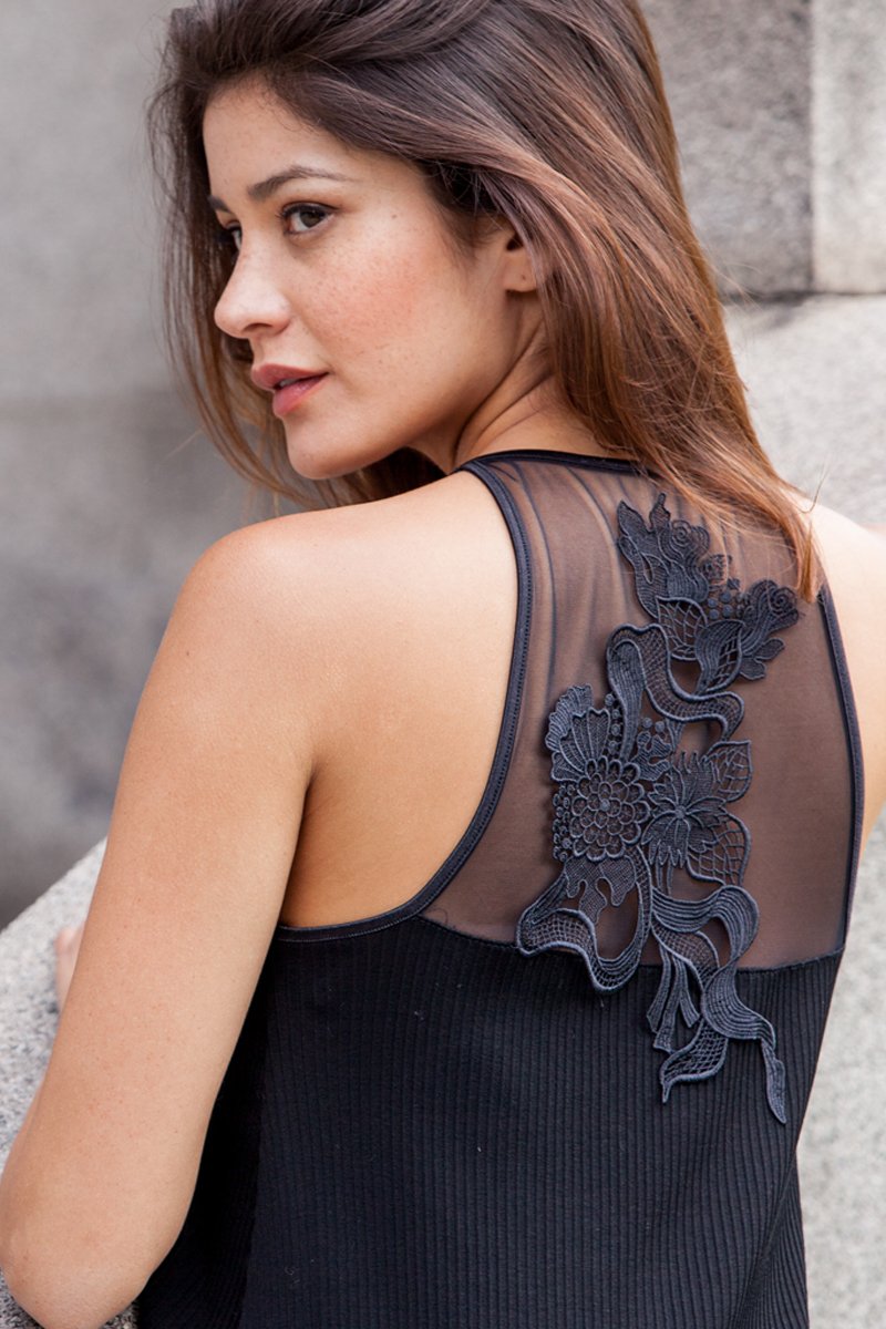 Completo intimo canotta e shorts da donna 116 in Cotone Filoscozia - Anallergico, antibatterico e con macramè sulla schiena